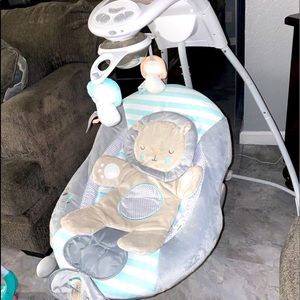 NEW BABY SWING !!